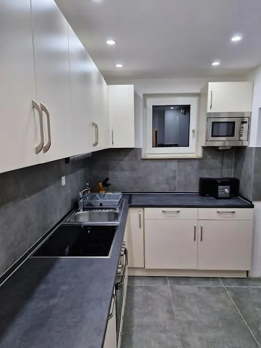 Appartamento 3-Zimmer Wohnung In Ratingen - Naehe Duesseldorf Messe & Flughafen Germania