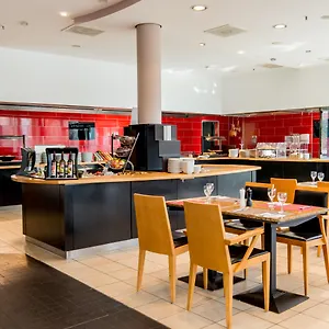 4* Hotel Four Dusseldorf Airport